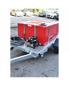 Autobahn-Wassertankwagen