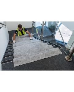 Selbstklebendes Schutzvlies