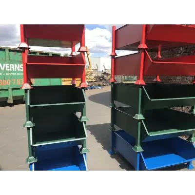 Stahlpaletten mit Rutschenfront