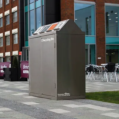 Edelstahl-Recyclingstation für öffentliche Bereiche