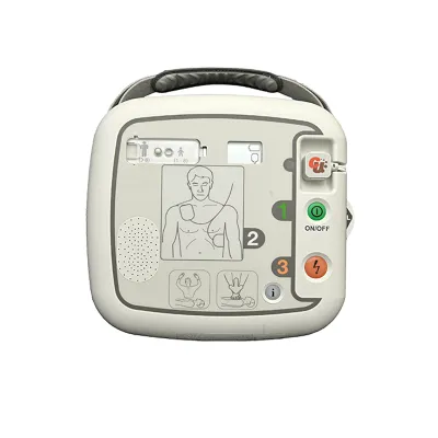 Halbautomatischer Defibrillator